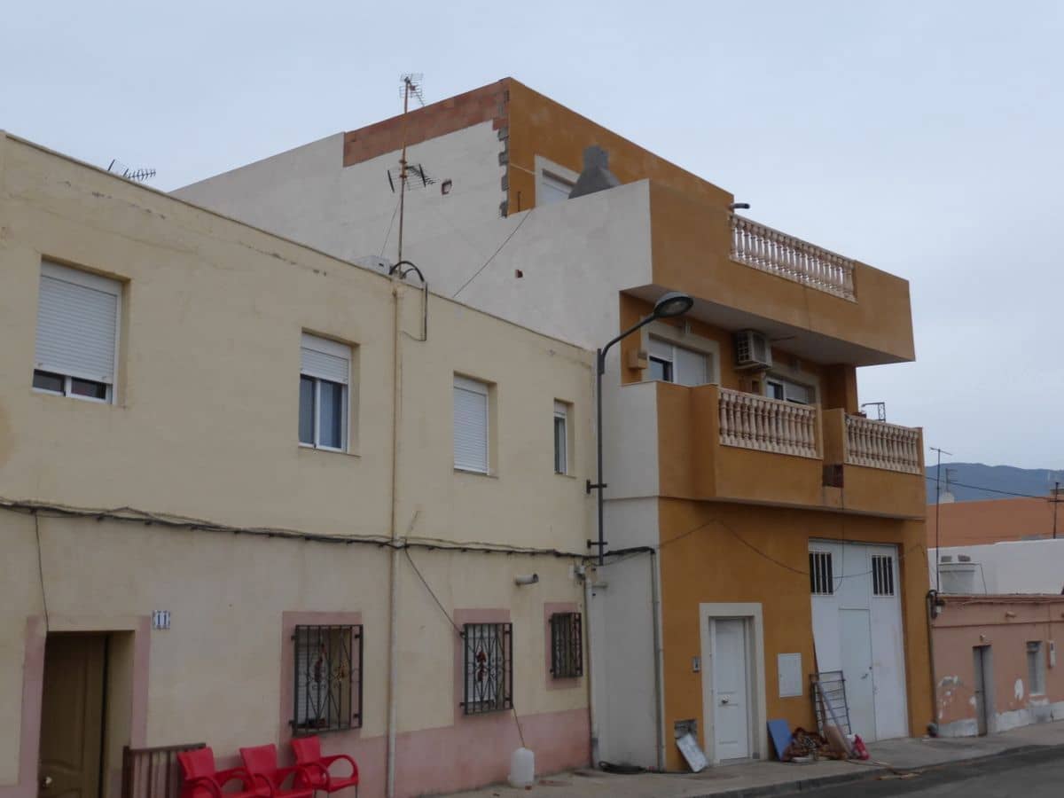 3 bedroom Villa for sale in Benahadux - € 31,000 (Ref: 9980805)