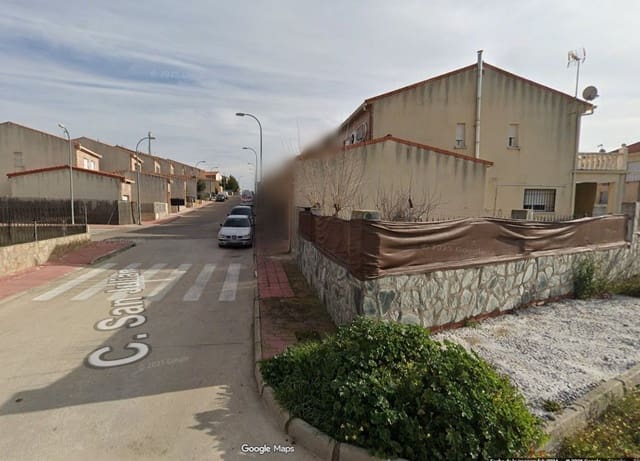 3 bedroom Villa for sale in El Casar de Escalona - € 81,000 (Ref: 9980814)