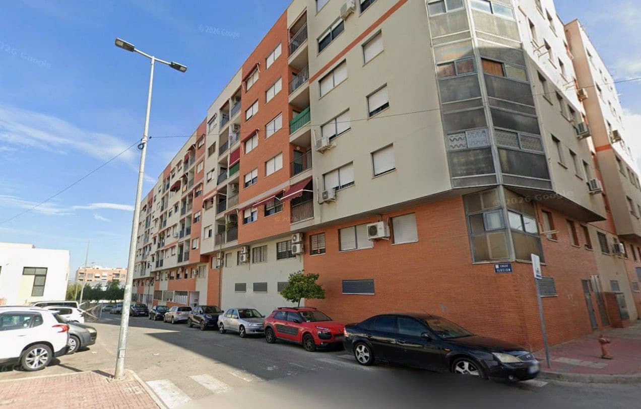 3 soveværelse Lejlighed til salg i Alcantarilla med garage - € 70.300 (Ref: 9980819)