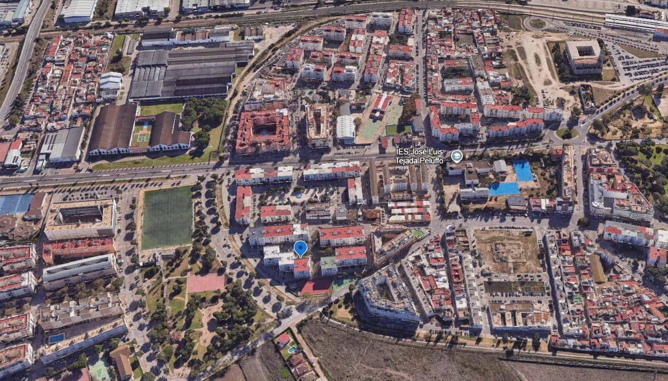 Piso de 3 habitaciones en El Puerto de Santa María en venta - 67.700 € (Ref: 9980821)