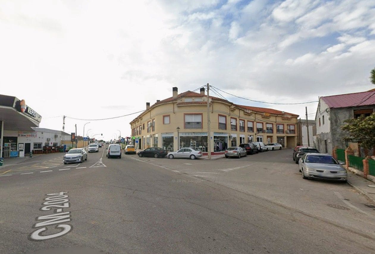 3 slaapkamer Flat te koop in Pozo de Guadalajara met garage - € 98.300 (Ref: 9980830)