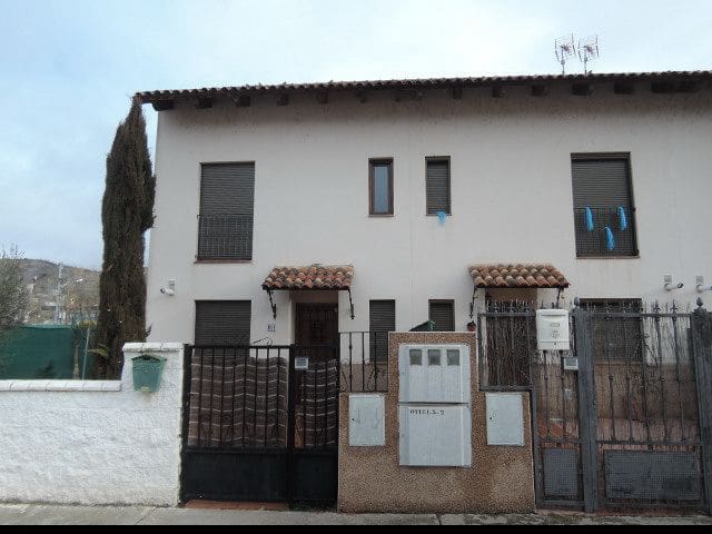 3 soverom Villa til salgs i Espinosa de Henares - € 75 000 (Ref: 9980832)