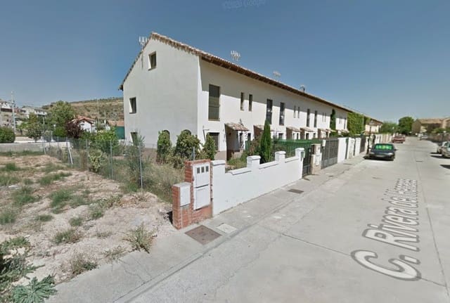 3 slaapkamer Villa te koop in Espinosa de Henares - € 75.000 (Ref: 9980832)