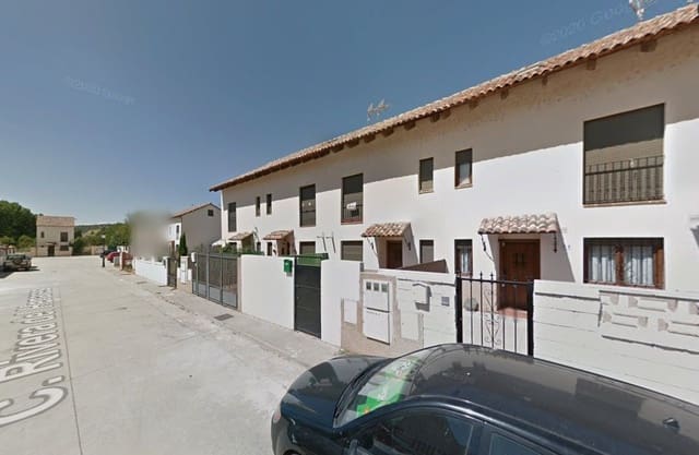 3 slaapkamer Villa te koop in Espinosa de Henares - € 75.000 (Ref: 9980832)