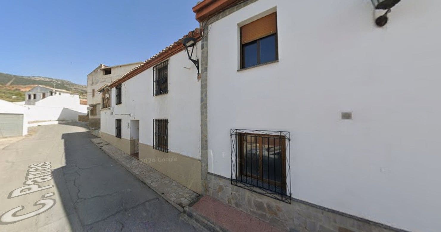 3 bedroom Villa for sale in Illora - € 36,000 (Ref: 9980834)