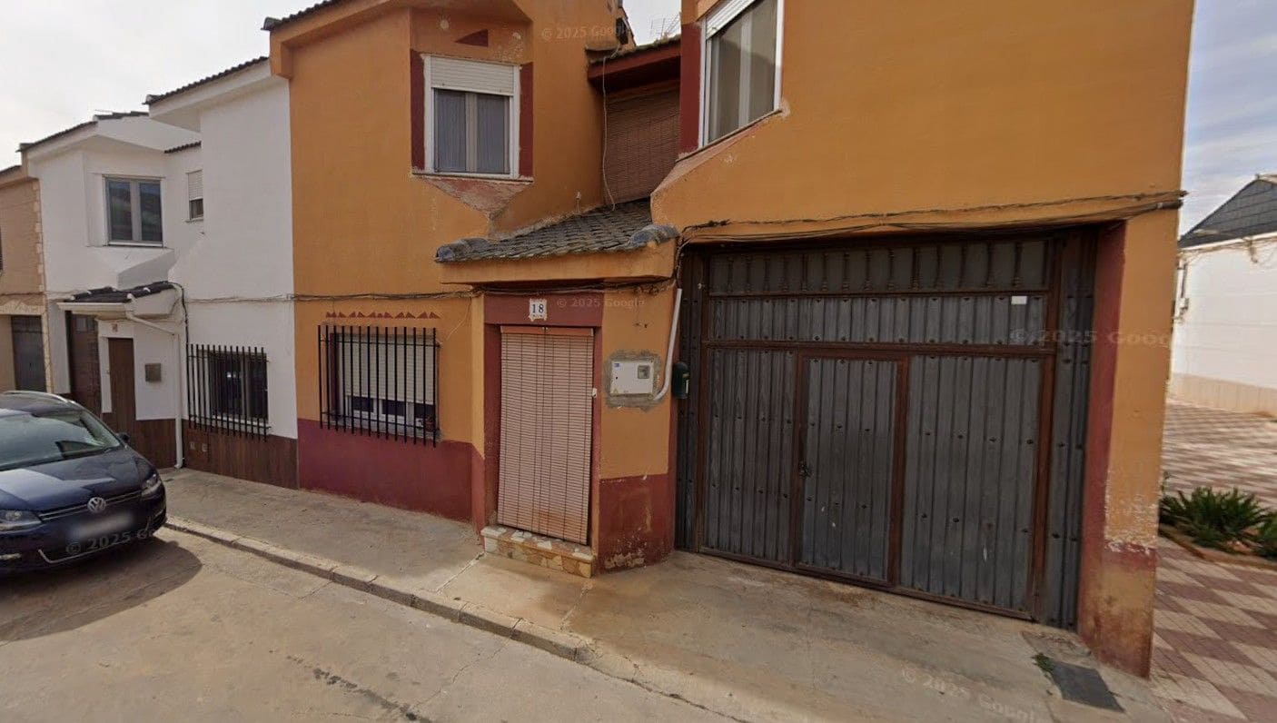 3 soveværelse Villa til salg i Quintanar del Rey - € 58.000 (Ref: 9980836)