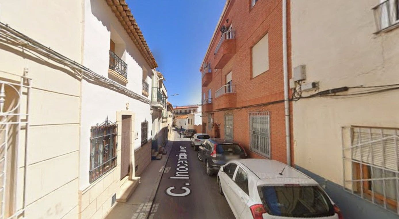3 soveværelse Lejlighed til salg i Iniesta med garage - € 77.400 (Ref: 9980838)