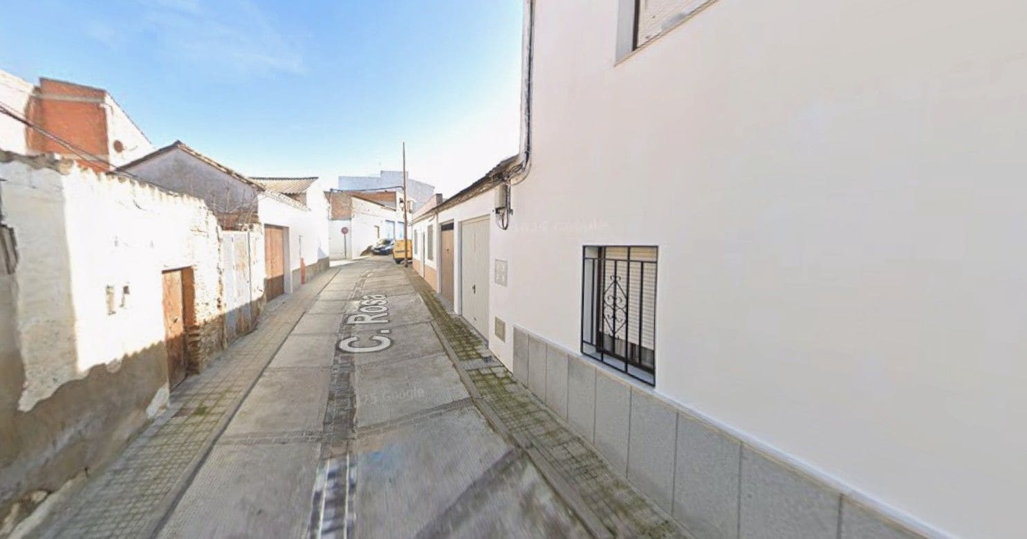 3 soveværelse Villa til salg i Bujalance - € 51.000 (Ref: 9980842)