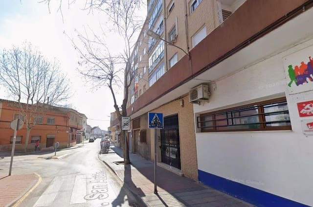 3 soveværelse Lejlighed til salg i Alcázar de San Juan - € 58.000 (Ref: 9980849)