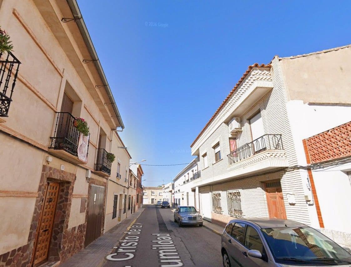 3 soveværelse Villa til salg i Moral de Calatrava - € 55.000 (Ref: 9980850)