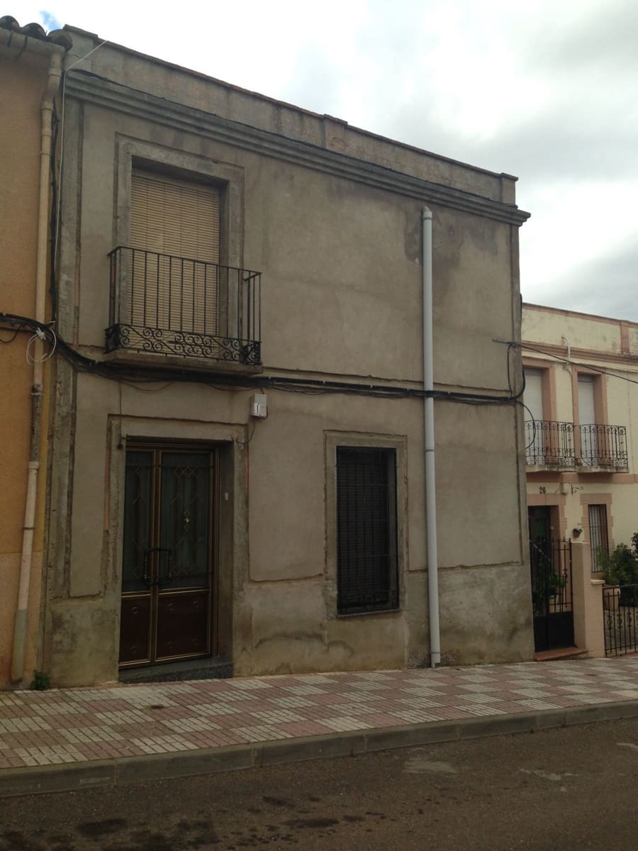 3 chambre Villa/Maison à vendre à Almaden - 34 000 € (Ref: 9980852)