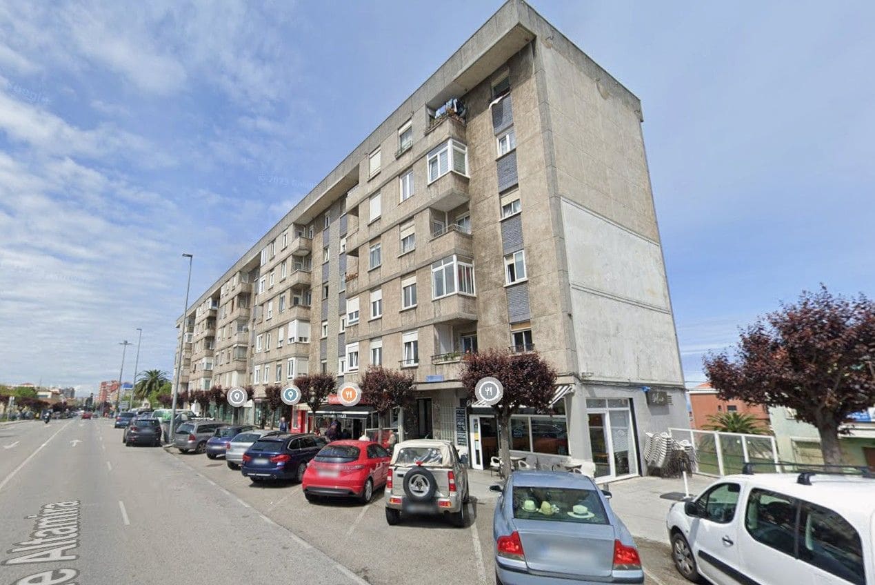3 Zimmer Wohnung zu verkaufen in Santander - 112.800 € (Ref: 9980865)