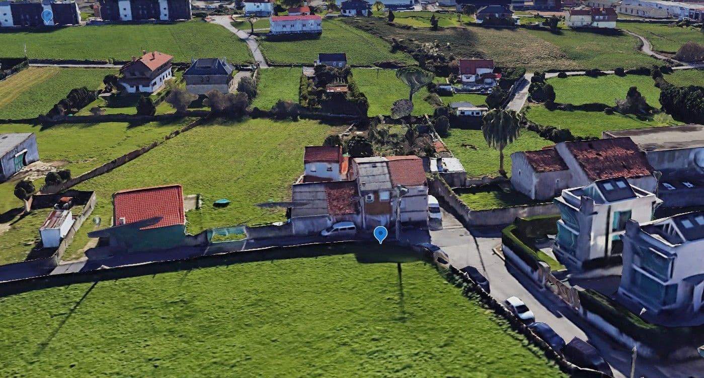 3 bedroom Villa for sale in Santander - € 141,600 (Ref: 9980866)