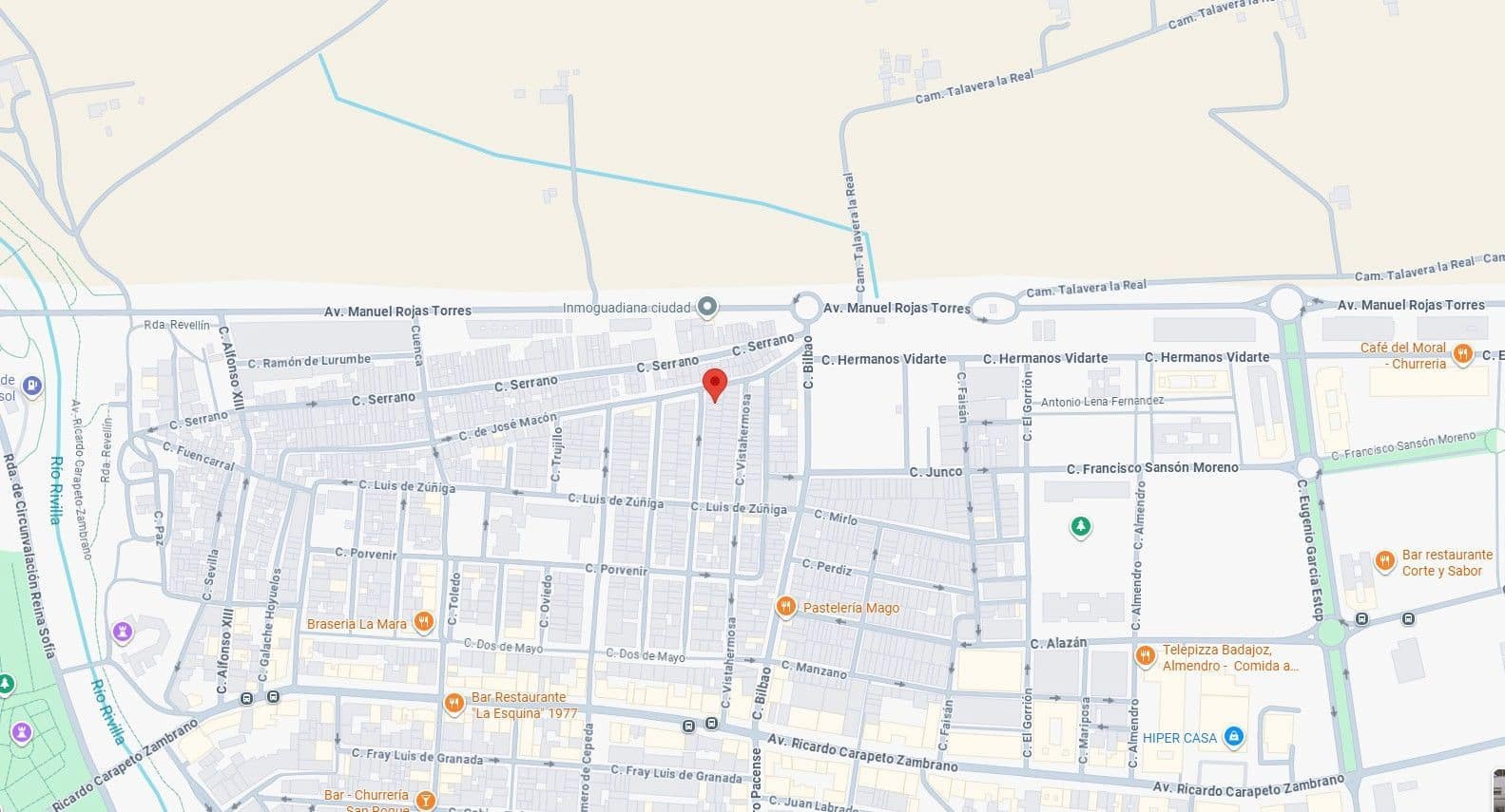 3 slaapkamer Halfvrijstaande villa te koop in Badajoz stad - € 45.000 (Ref: 9980874)