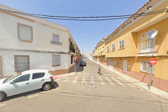 3 sypialnia Dom blizniak na sprzedaż w Almendralejo - 25 500 € (Ref: 9980875)