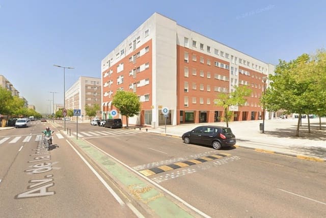 3 bedroom Flat for sale in Pedanías, Badajoz city with garage - € 92,500 (Ref: 9980876)