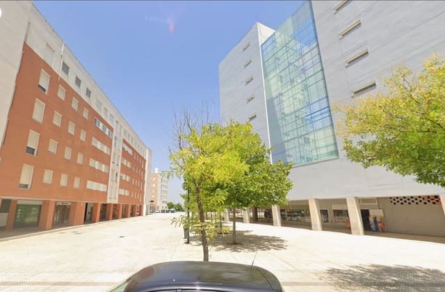 3 bedroom Flat for sale in Pedanías, Badajoz city with garage - € 92,500 (Ref: 9980876)