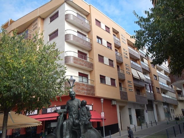 3 sypialnia Mieszkanie na sprzedaż w Almendralejo z garażem - 103 500 € (Ref: 9980877)