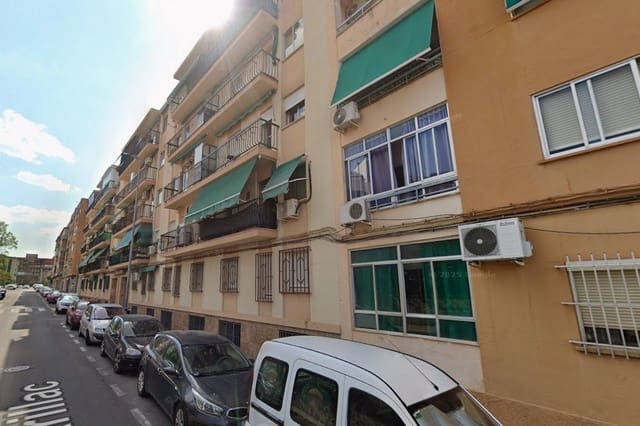 3 bedroom Flat for sale in Cáceres city - € 137,300 (Ref: 9980879)