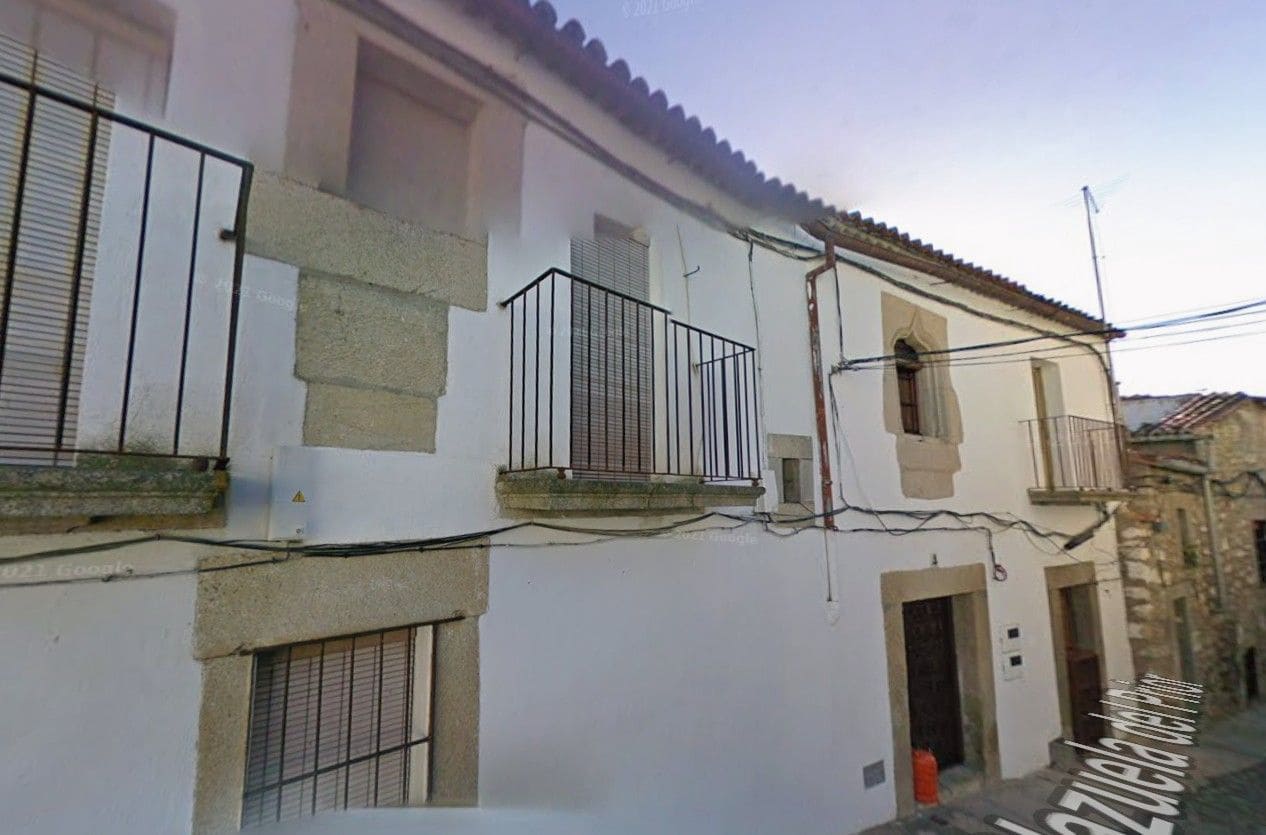 3 bedroom Villa for sale in Trujillo - € 57,000 (Ref: 9980880)