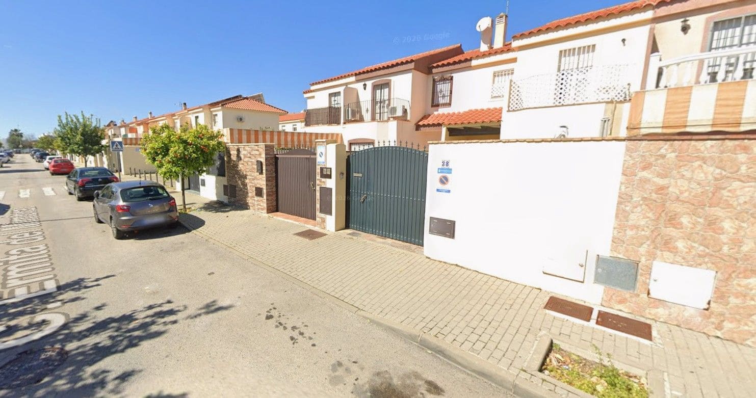 Chalet de 3 habitaciones en Jerez de la Frontera en venta - 203.000 € (Ref: 9980881)
