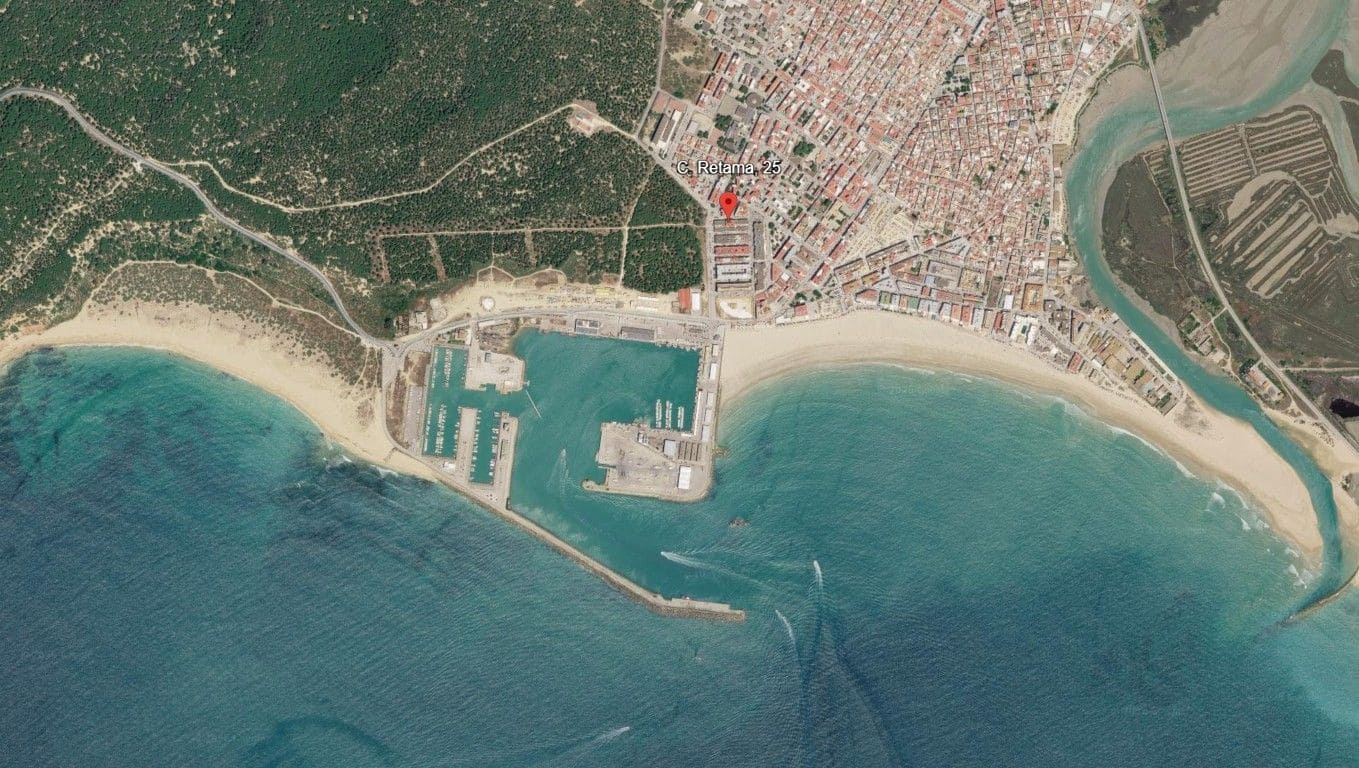 Local Comercial en Barbate en venta - 75.000 € (Ref: 9980889)