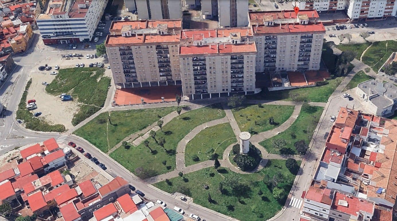 3 soveværelse Lejlighed til salg i Algeciras - € 41.000 (Ref: 9980891)