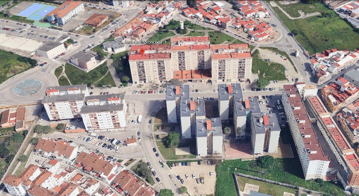 3 soveværelse Lejlighed til salg i Algeciras - € 41.000 (Ref: 9980891)