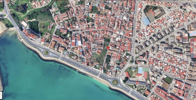 3 soveværelse Lejlighed til salg i Mondejar - Junquillos, La Línea de la Concepción - € 79.900 (Ref: 9980892)