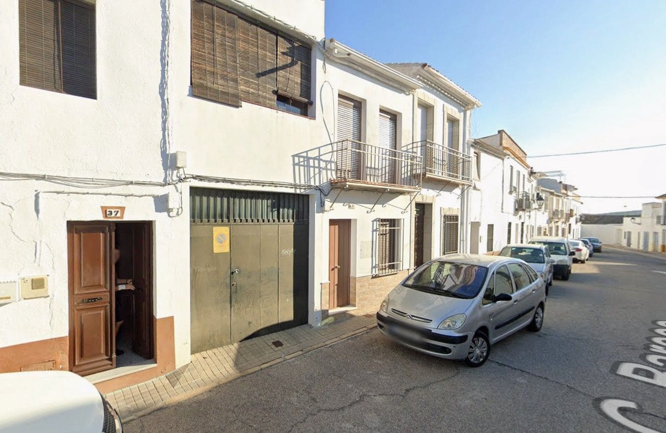 2 slaapkamer Villa te koop in Canete de las Torres - € 27.000 (Ref: 9980900)