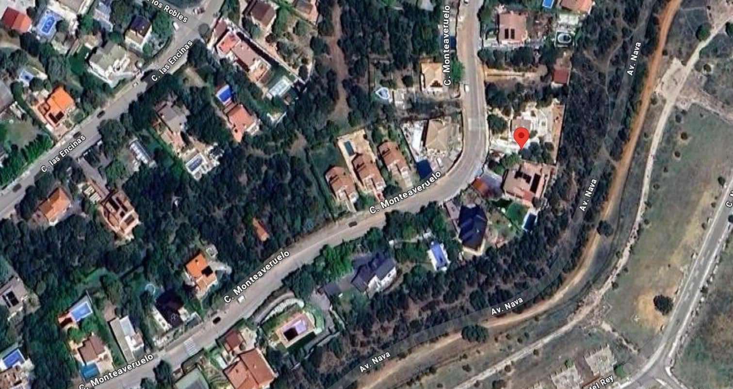 Chalet de 3 habitaciones en Valdeaveruelo en venta con garaje - 150.000 € (Ref: 9980910)