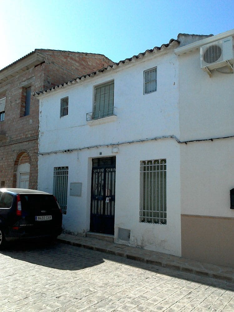 2 chambre Villa/Maison à vendre à Porcuna - 29 000 € (Ref: 9980912)