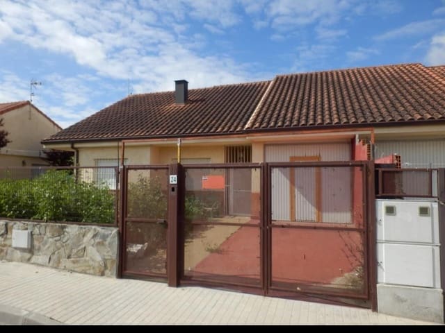 3 quarto Moradia para venda em Novés - 81 000 € (Ref: 9980915)