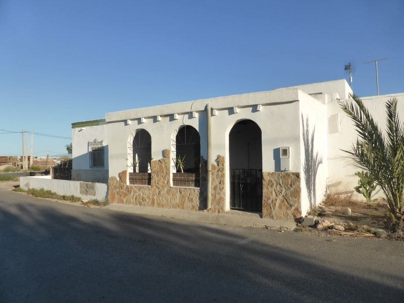 Finca/Hus på landet till salu i Nijar - 98 000 € (Ref: 9980929)