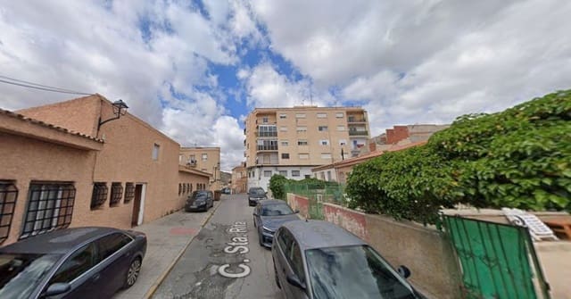Chalet de 3 habitaciones en Elda en venta - 40.000 € (Ref: 9980934)