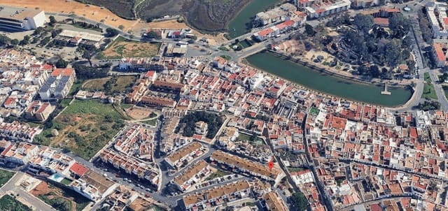 Chalet de 3 habitaciones en Ayamonte en venta - 188.000 € (Ref: 9980943)