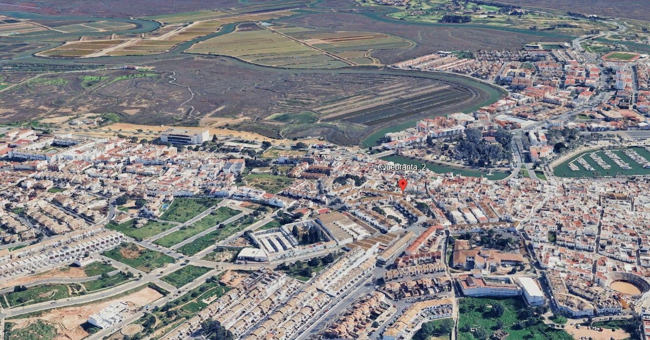 Chalet de 3 habitaciones en Ayamonte en venta - 188.000 € (Ref: 9980943)