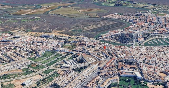 Chalet de 3 habitaciones en Ayamonte en venta - 188.000 € (Ref: 9980943)