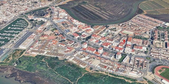 Piso de 3 habitaciones en Ayamonte en venta - 87.900 € (Ref: 9980944)