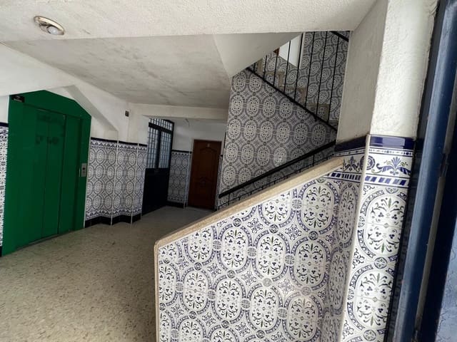 3 sypialnia Mieszkanie na sprzedaż w Miasto Huelva - 62 000 € (Ref: 9980945)