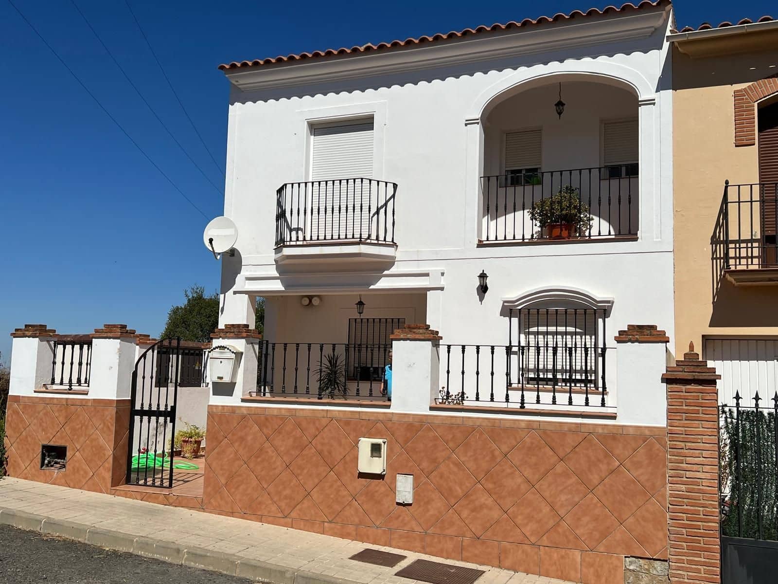 3 bedroom Villa for sale in Cortegana with garage - € 88,800 (Ref: 9980949)