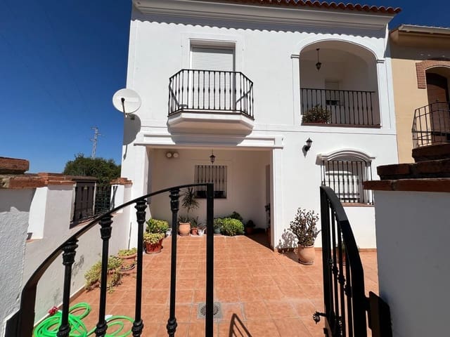 3 slaapkamer Villa te koop in Cortegana met garage - € 88.800 (Ref: 9980949)