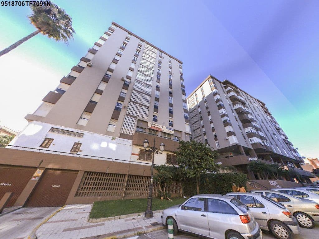3 soveværelse Lejlighed til salg i Algeciras med garage - € 120.000 (Ref: 9980953)