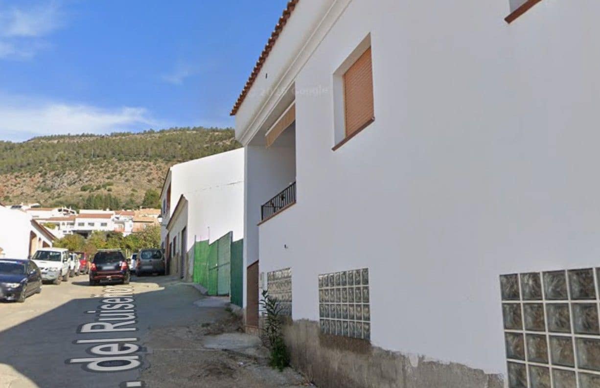 3 bedroom Villa for sale in Algodonales - € 40,000 (Ref: 9980954)
