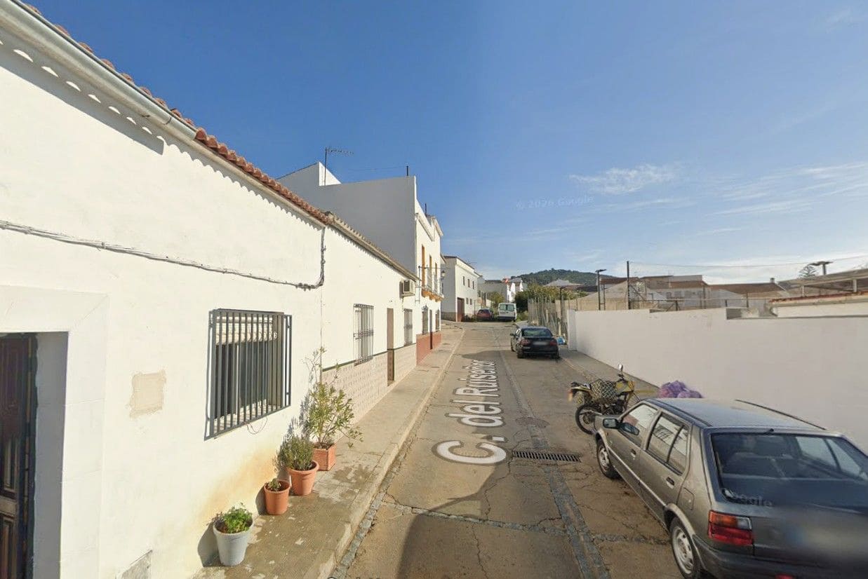 3 bedroom Villa for sale in Algodonales - € 40,000 (Ref: 9980954)