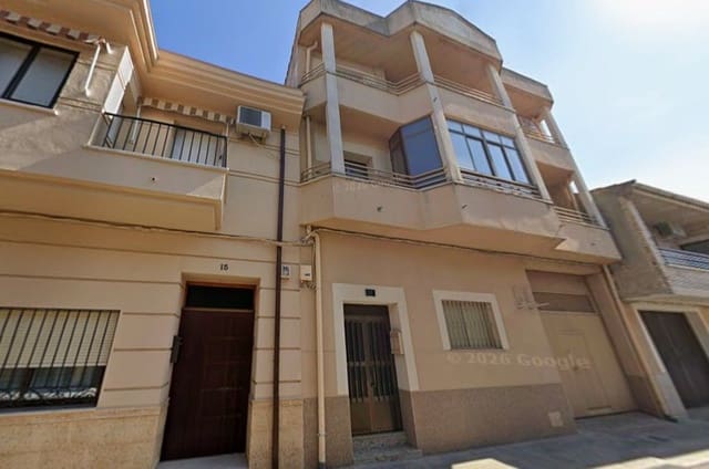 4 bedroom Flat for sale in Moraleja - € 105,000 (Ref: 9980956)