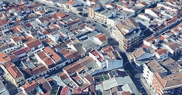 Commercial for sale in Montijo - € 66,700 (Ref: 9980961)