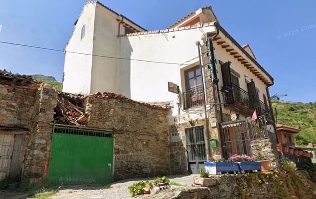 3 slaapkamer Villa te koop in Crémenes - € 62.000 (Ref: 9980967)