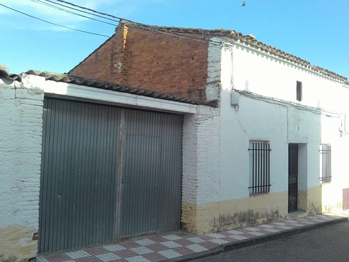 3 bedroom Villa for sale in Villar de Rena - € 20,000 (Ref: 9980968)