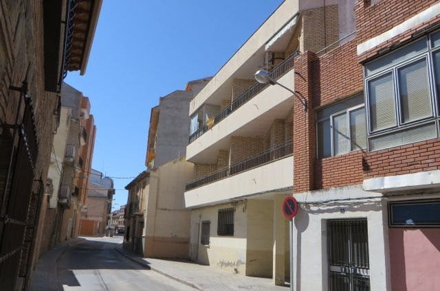 3 soveværelse Lejlighed til salg i Quintanar de la Orden - € 45.000 (Ref: 9980971)